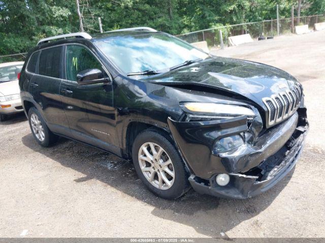  Salvage Jeep Cherokee