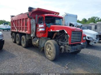  Salvage Mack 600