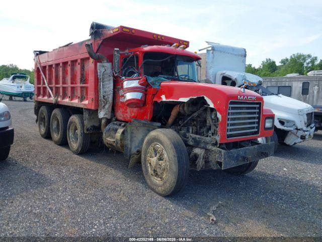  Salvage Mack 600