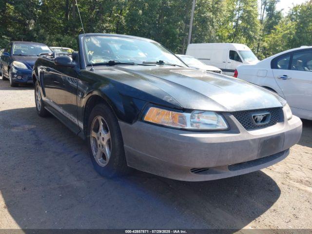  Salvage Ford Mustang