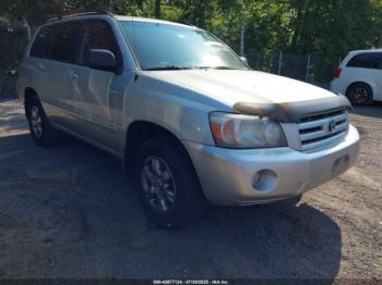  Salvage Toyota Highlander