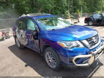  Salvage Nissan Pathfinder