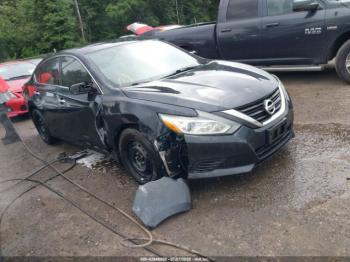  Salvage Nissan Altima