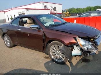  Salvage Chrysler 200