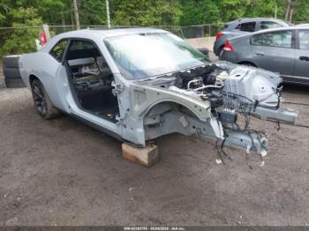  Salvage Dodge Challenger