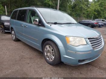  Salvage Chrysler Town & Country