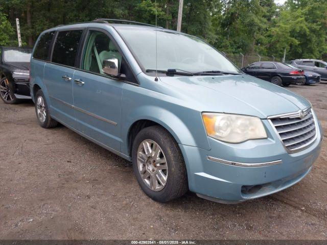  Salvage Chrysler Town & Country