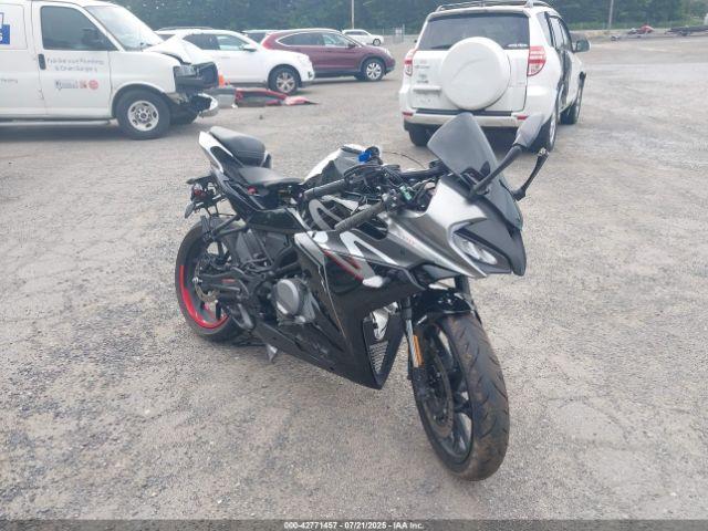  Salvage Cf Moto 300ss