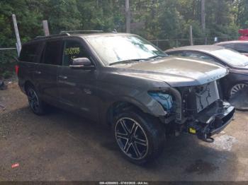  Salvage Ford Expedition