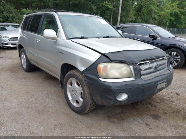  Salvage Toyota Highlander