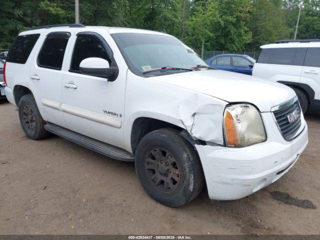  Salvage GMC Yukon