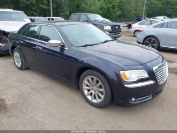  Salvage Chrysler 300