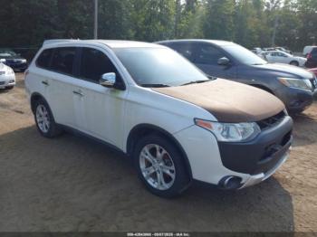  Salvage Mitsubishi Outlander