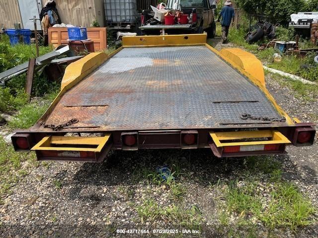  Salvage Ferr Trailer