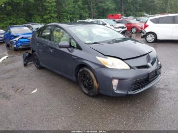  Salvage Toyota Prius