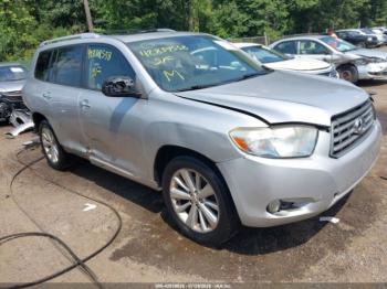  Salvage Toyota Highlander