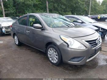  Salvage Nissan Versa