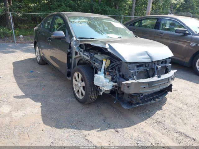  Salvage Mazda Mazda3