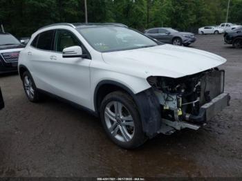 Salvage Mercedes-Benz GLA