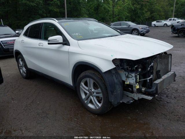  Salvage Mercedes-Benz GLA