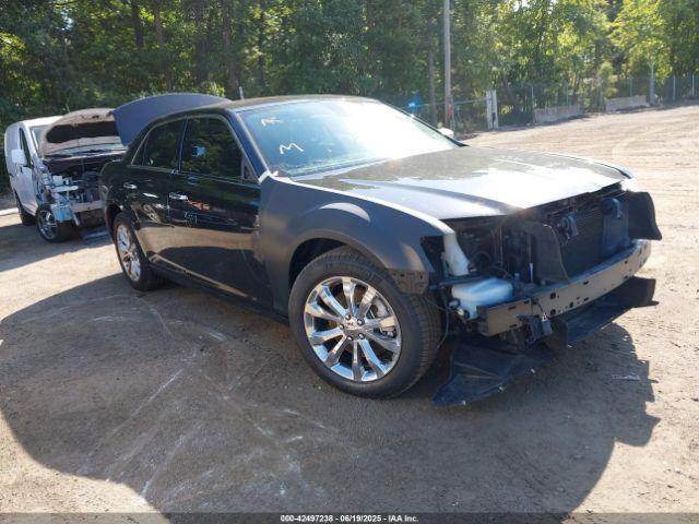  Salvage Chrysler 300c