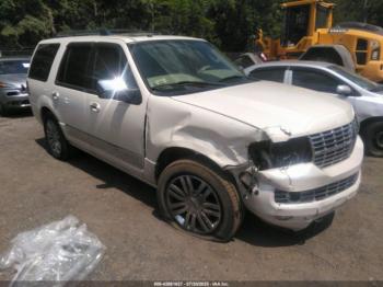  Salvage Lincoln Navigator
