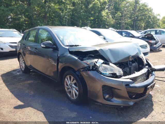  Salvage Mazda Mazda3