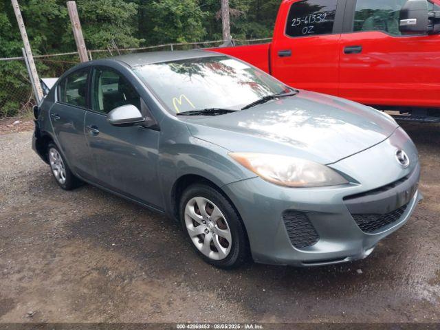  Salvage Mazda Mazda3
