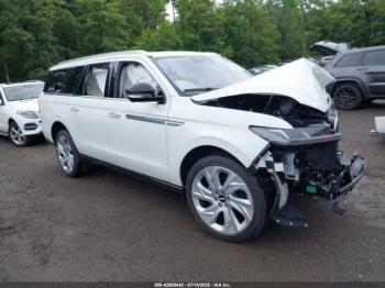  Salvage Lincoln Navigator