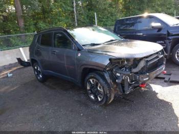  Salvage Jeep Compass
