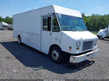  Salvage Freightliner Chassis