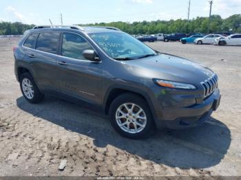  Salvage Jeep Cherokee