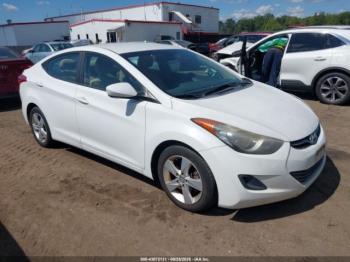  Salvage Hyundai ELANTRA