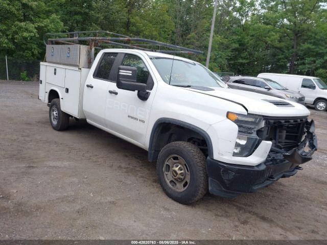  Salvage Chevrolet Silverado 2500