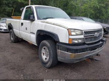  Salvage Chevrolet Silverado 2500