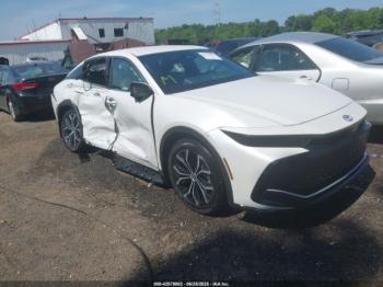  Salvage Toyota Crown
