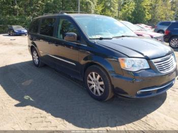  Salvage Chrysler Town & Country