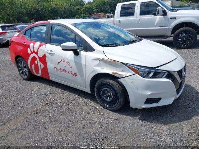  Salvage Nissan Versa