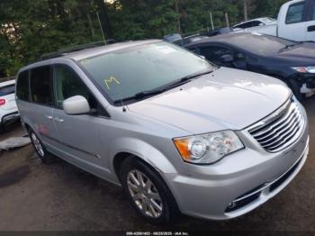  Salvage Chrysler Town & Country