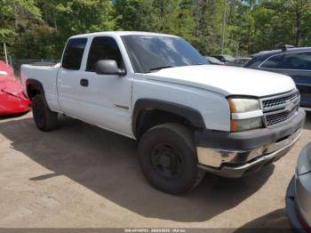  Salvage Chevrolet Silverado 2500