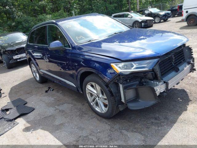  Salvage Audi Q7