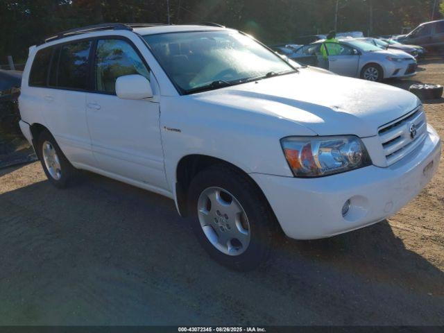  Salvage Toyota Highlander