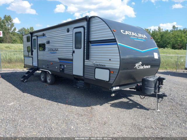  Salvage Coachmen Catlina