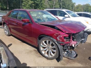  Salvage Chrysler 300