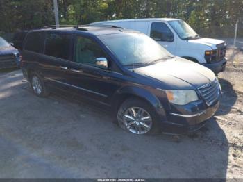  Salvage Chrysler Town & Country