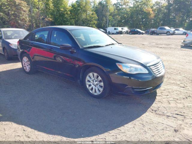  Salvage Chrysler 200