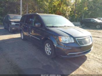  Salvage Chrysler Town & Country