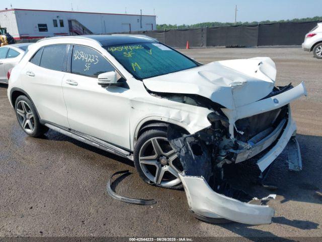  Salvage Mercedes-Benz GLA