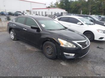  Salvage Nissan Altima