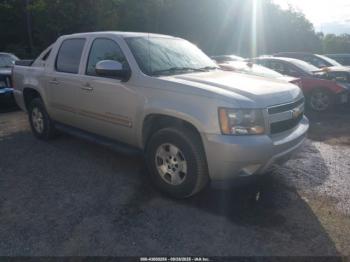  Salvage Chevrolet Avalanche 1500